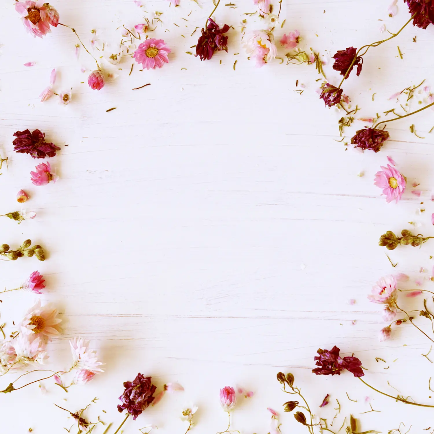 Fondo de marco de flores de Yira Ayurveda