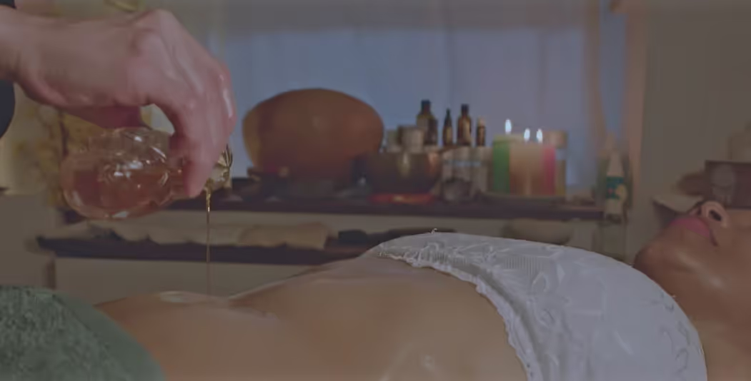 Masaje Abhyanga Marmapunkt de Yira Ayurveda